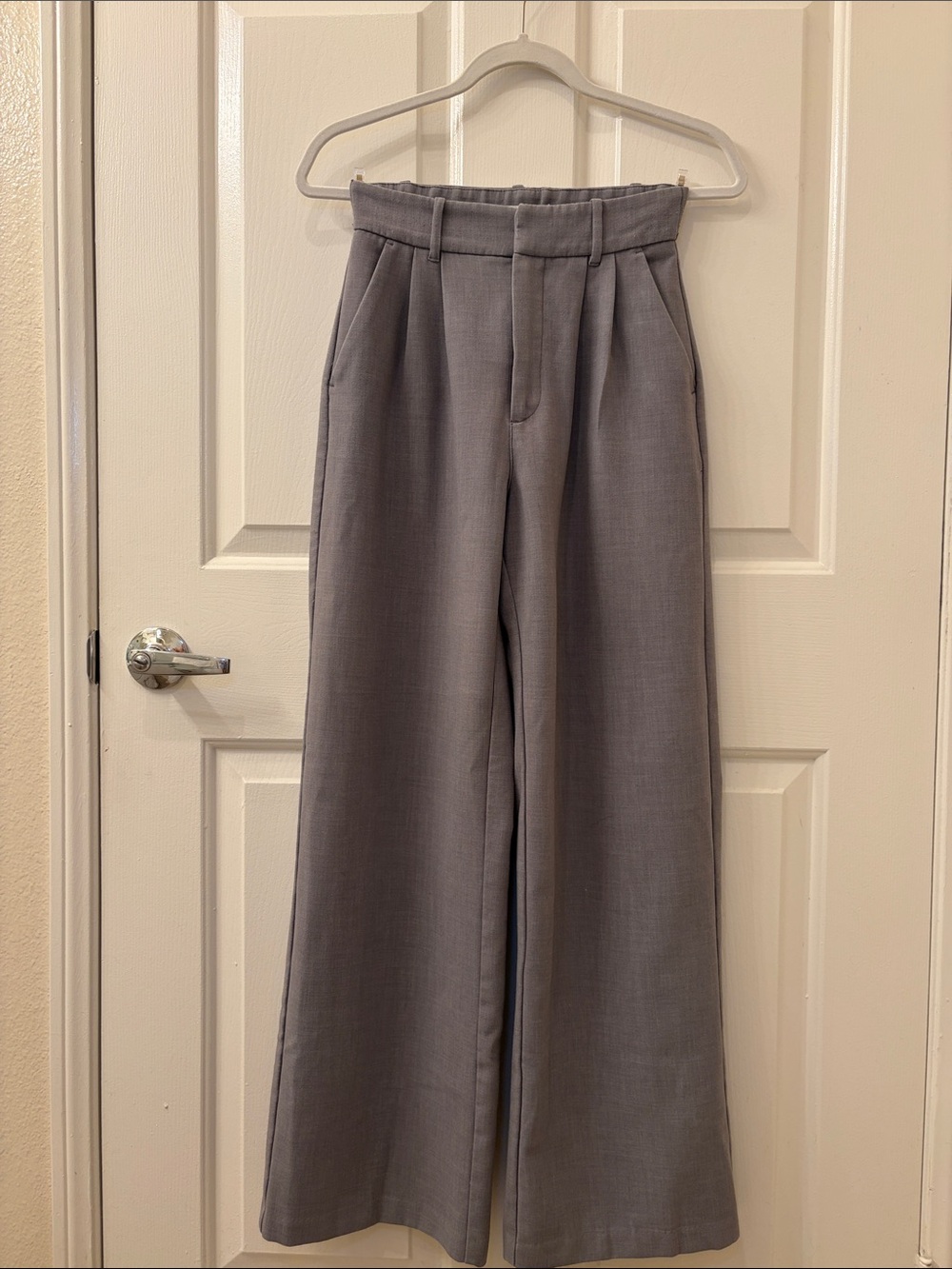 High-Waist Wide Leg Trousers - Gray